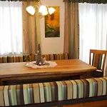 Farm stay Da Braeuhauser *