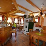 Da Braeuhauser Farm stay *