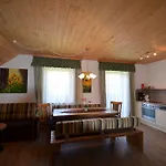 Da Braeuhauser Farm stay *