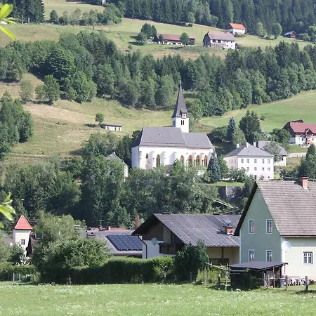 Farm stay Da Braeuhauser *